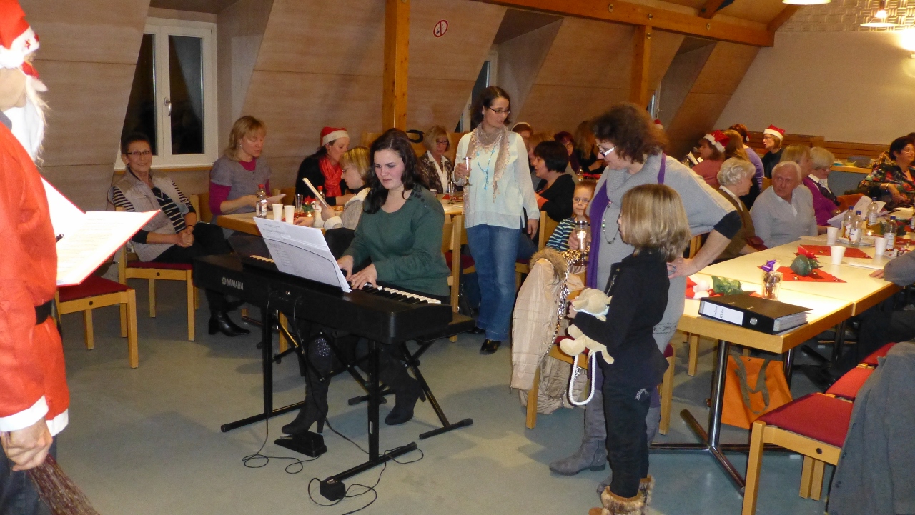 17.12.2013: Vorweihnachtliche Singstunde